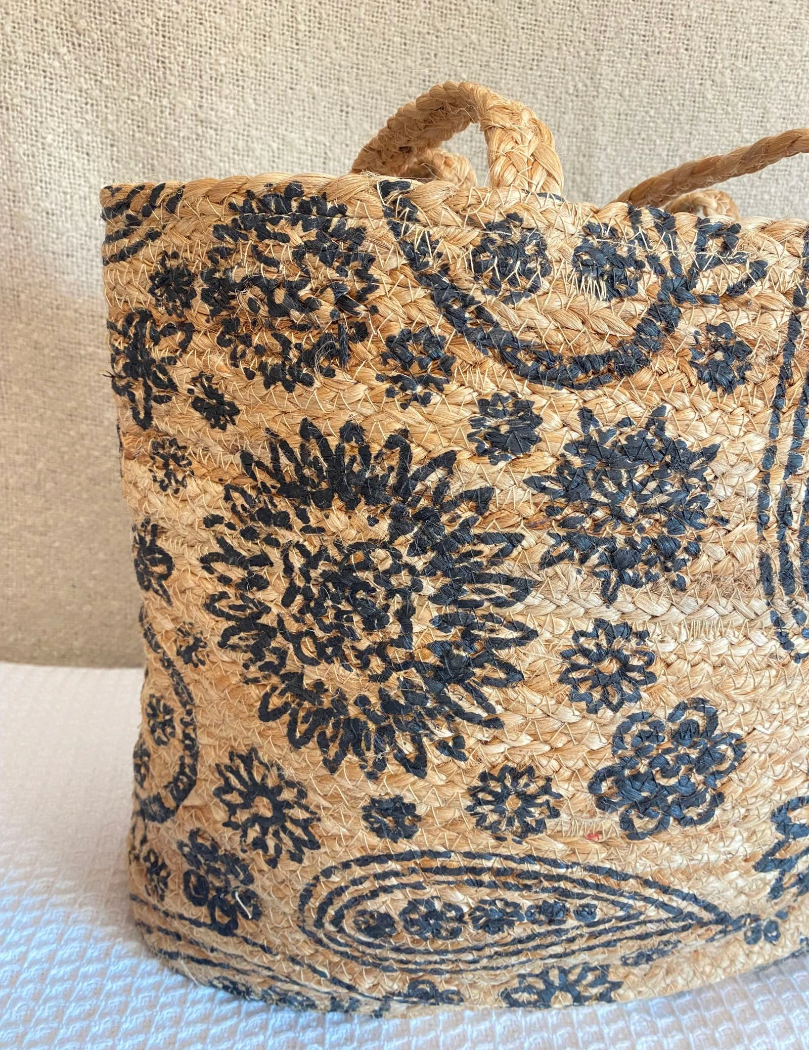 Grote jute tote tas met zwarte bloemen – photo 6